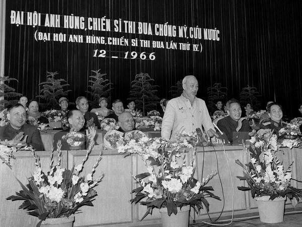 Tư tưởng Hồ Chí Minh trong thời kỳ quá độ chủ nghĩa xã hội