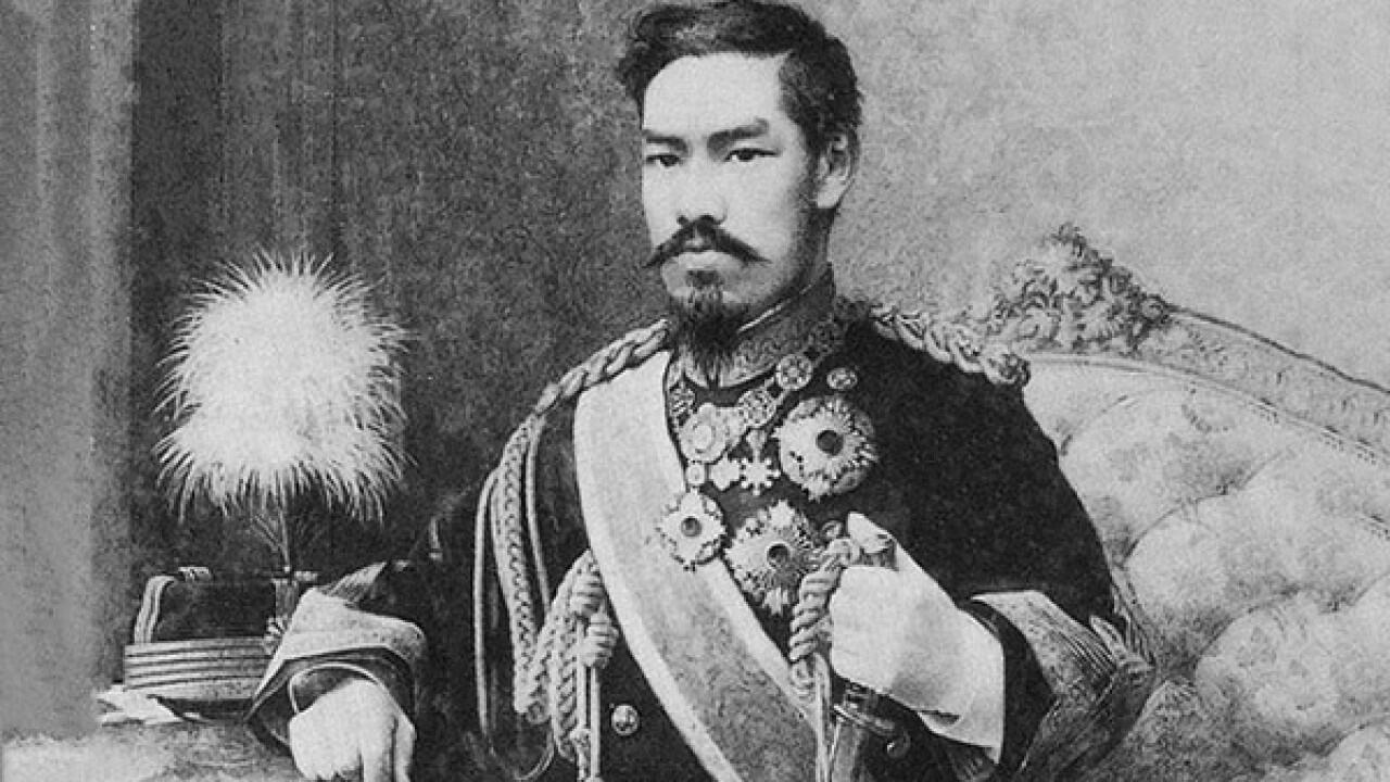 Thiên hoàng Minh Trị đã thực hiện cải cách tiến bộ