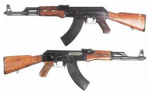 Bộ phận nào của súng tiểu liên AK có tác dụng đẩy bệ khóa nòng, khóa nòng về phía trước và giữ nắp hộp khóa nòng?