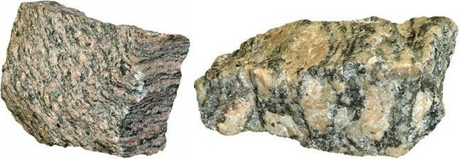 Các đá biến chất cổ nhất ở nước ta được phát hiện ở Kon Tum, Hoàng Liên Sơn có tuổi cách đây khoảng?