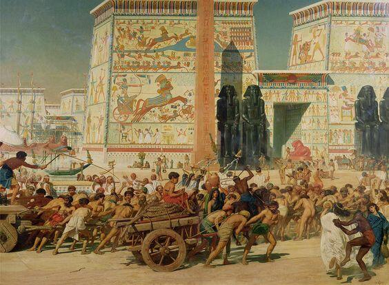 Các Kim Tự Tháp đầu tiên của Ai Cập được xây dựng dưới thời?