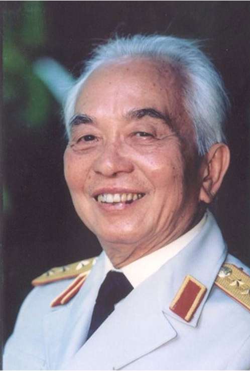 Cảm nhận về cuộc đời, sự nghiệp, cống hiến của Đại tướng Võ Nguyên Giáp hay, ngắn gọn nhất