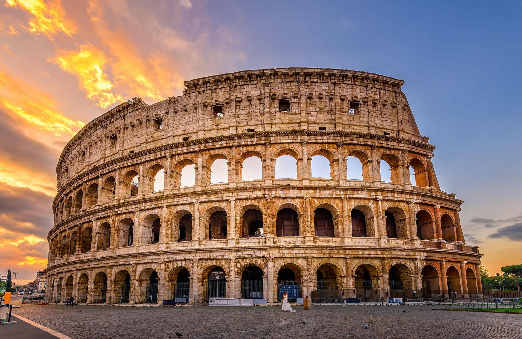 Công trình kiến trúc to lớn và nổi tiếng bậc nhất nào là nơi diễn ra hình thức giải trí đẫm máu nhất của đế chế La Mã cổ đại?