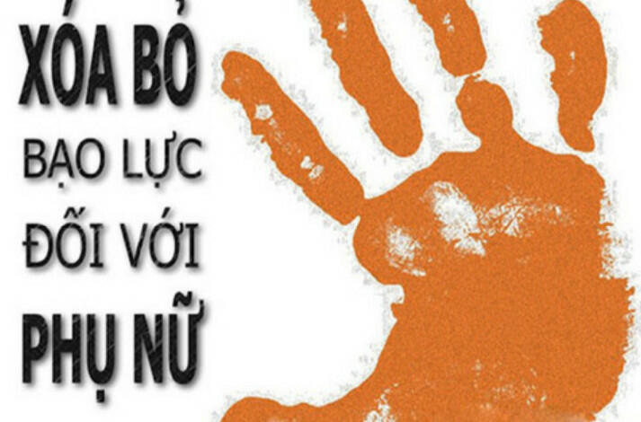 Xây dựng và biểu diễn một tiểu phẩm về chủ đề “phòng, chống bạo lực gia đình”