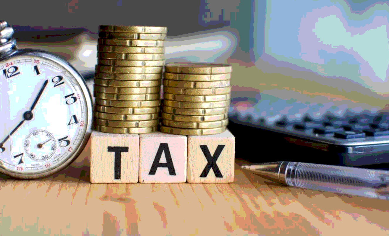 Em hãy so sánh sự khác nhau giữa thuế trực thu và thuế gián thu?