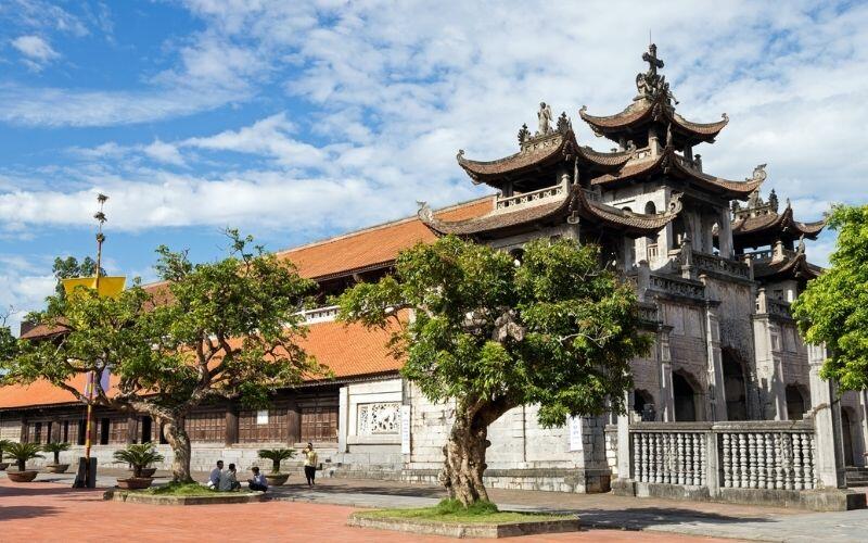 Kể lại chuyến đi tham quan di tích lịch sử văn hóa ở Nhà thờ Phát Diệm
