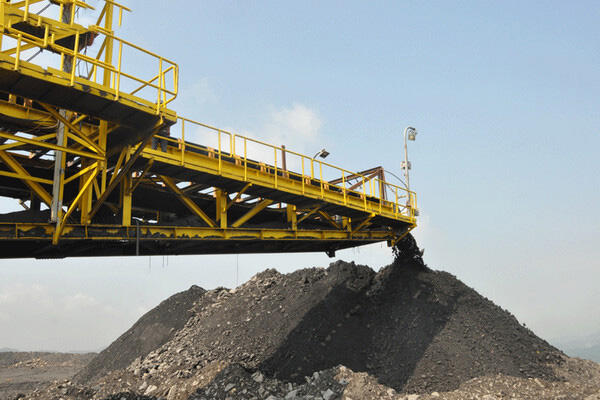 Phân tích vai trò, trữ lượng sản lượng và phân bố công nghiệp khai thác than