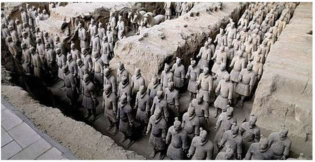 Quan hệ sản xuất chính được thiết lập dưới thời Tần Hán là (ảnh 2)