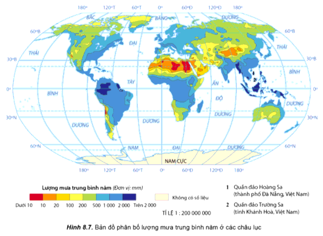 Hãy trình bày sự phân bố lượng mưa trên các lục địa theo vĩ tuyến 45oB từ tây sang đông và giải thích?