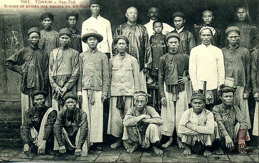 Lịch sử 8 Chân trời sáng tạo Bài 23: Hình ảnh về Việt Nam đầu thế kỉ XX