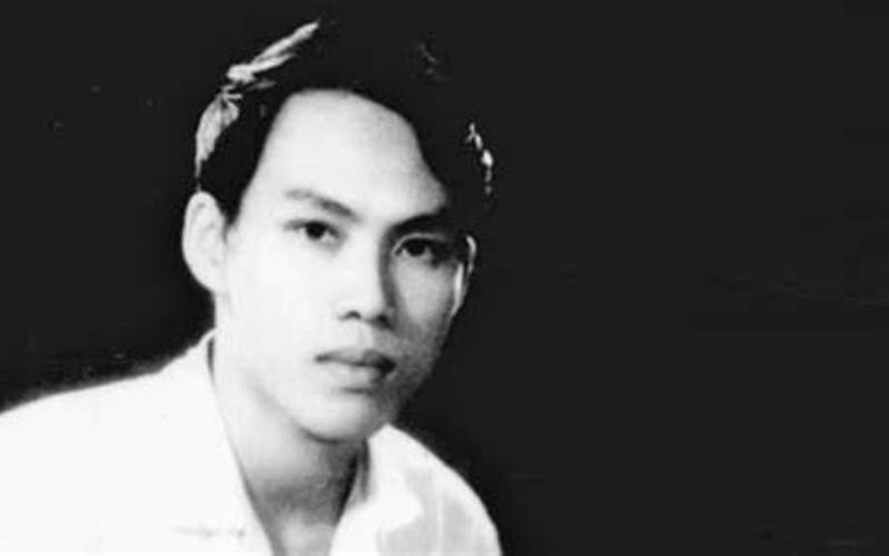 Tìm hiểu Tác giả tác phẩm: Hồn Trương Ba, da hàng thịt Ngữ văn 12 Kết nối tri thức trong chương trình Sách mới 2024 về tiểu sử tác giả, phong cách sáng tác và giới thiệu chung về tác phẩm, nội dung chính, giá trị nghệ thuật.