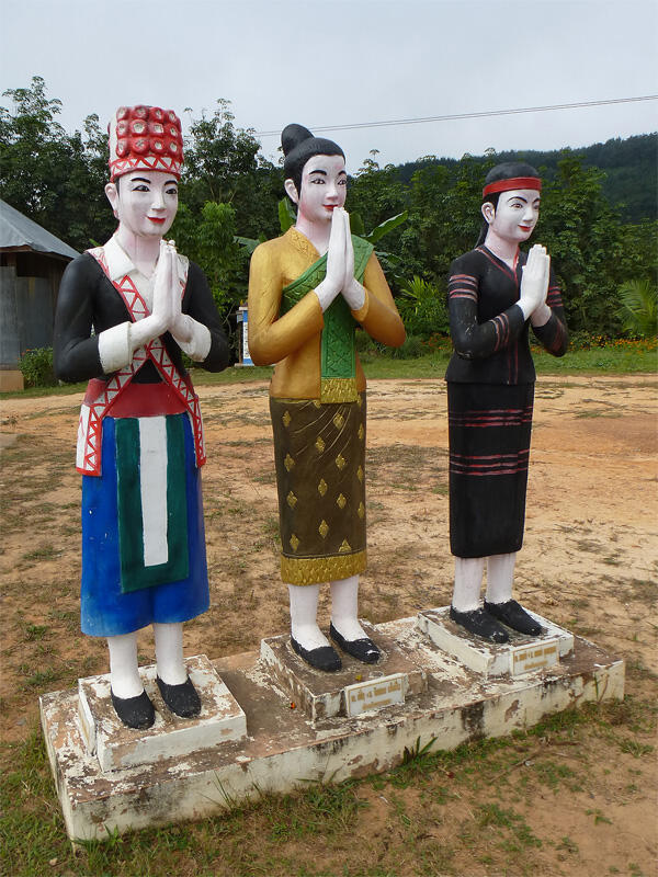 Dân tộc đa số ở Lào là