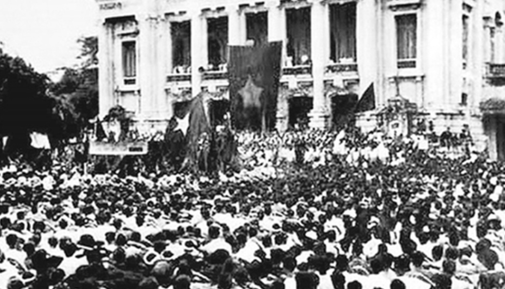 Tóm tắt lý thuyết Lịch sử 9 bài 8 Cách mạng tháng Tám năm 1945