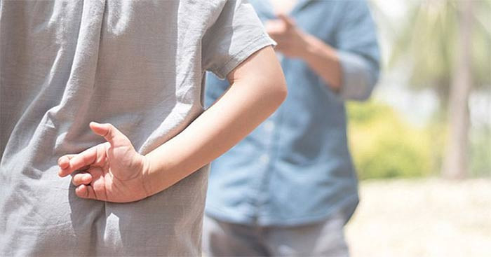 Trình bày ý kiến về một vấn đề xã hội thói Lừa gạt