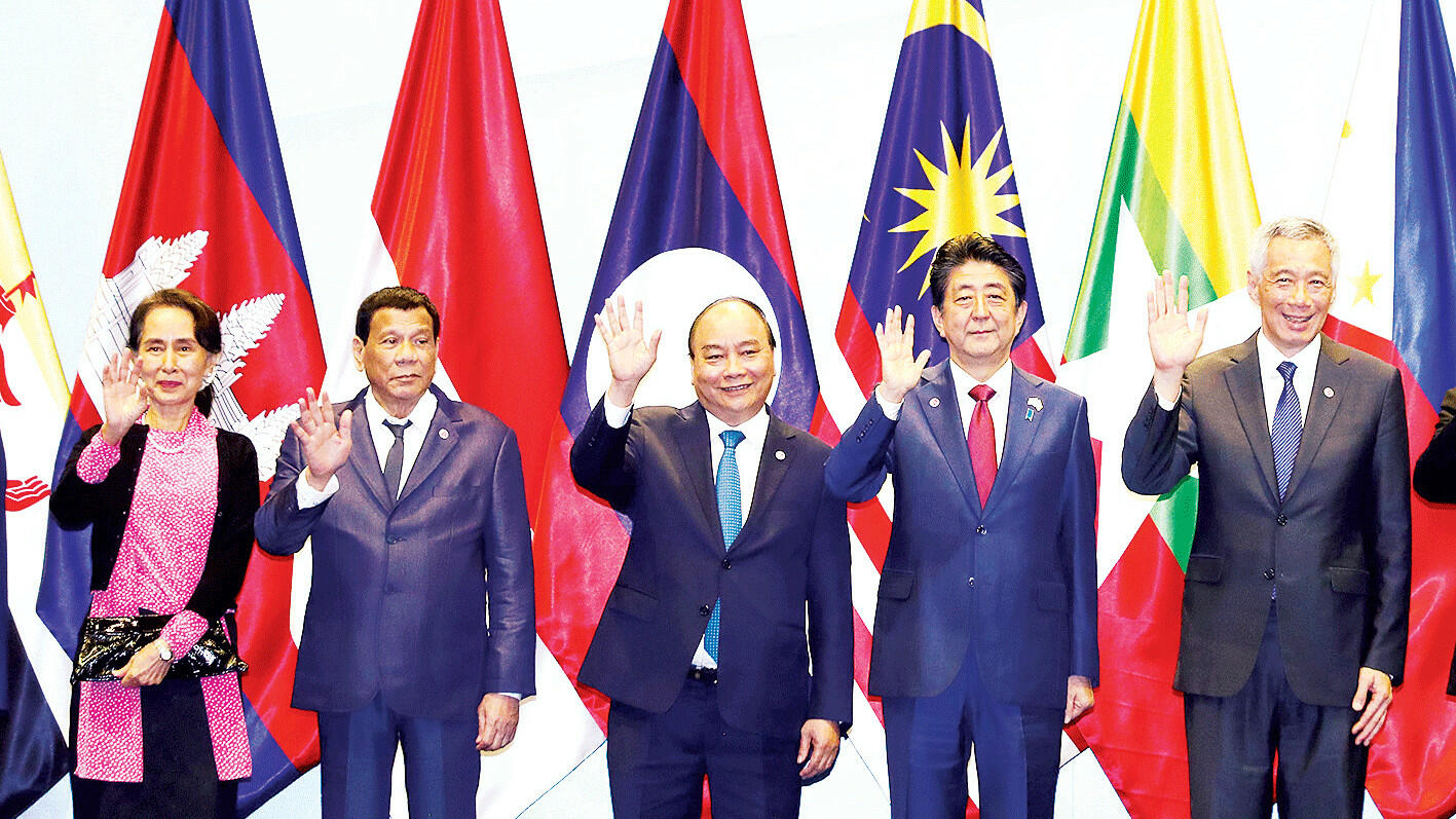 Vì sao Việt Nam gia nhập ASEAN muộn?
