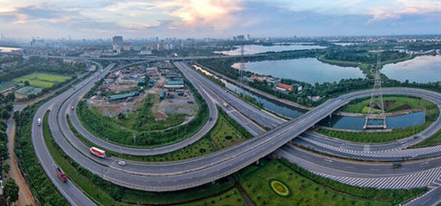 Ý nghĩa chủ yếu của việc phát triển cơ sở hạ tầng giao thông vận tải ở Bắc Trung Bộ là