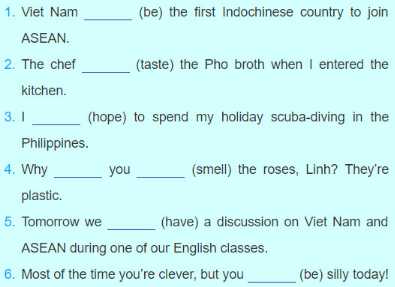 Soạn Anh 11: Unit 5. Language | Giải Anh 11 mới - TopLoigiai 