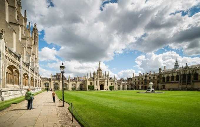 Top 10 trường đại học lâu đời nhất trên thế giới