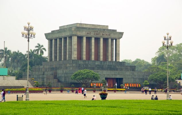 Soạn bài Viếng lăng Bác | Soạn văn 9